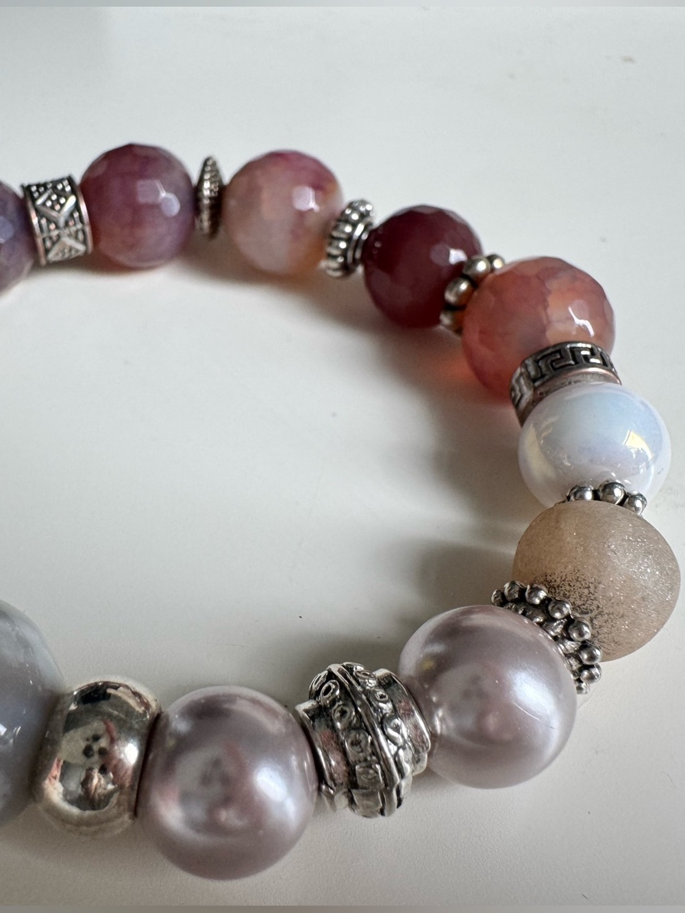 Multi-Tone Pink & Pearl Beaded Stretchy Bracelet
